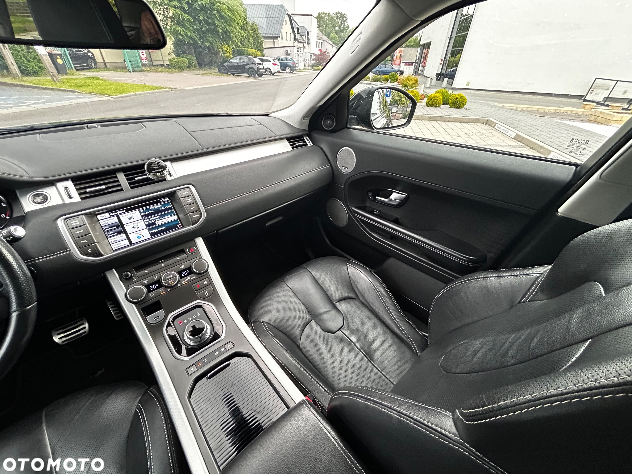 Land Rover Range Rover Evoque SD4 Black Dynamic - 16