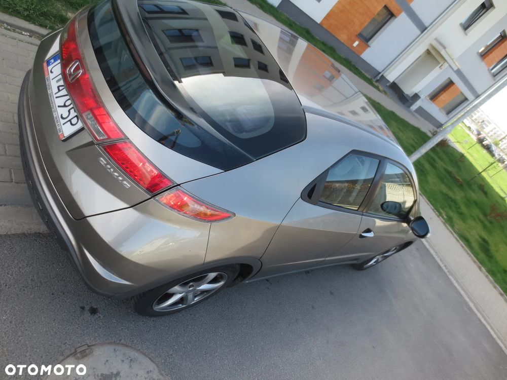 Honda Civic 1.4 Comfort - 17