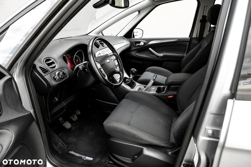 Ford S-Max 2.5 Titanium - 16