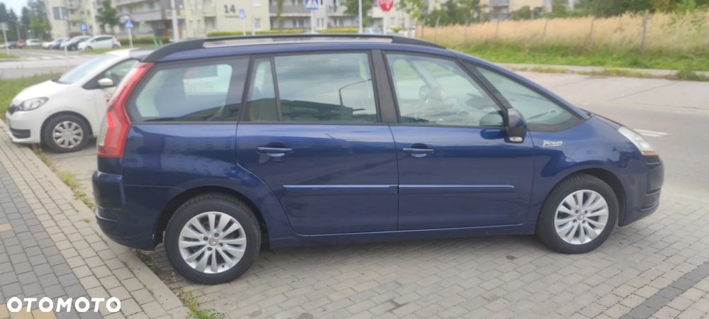 Citroën C4 Grand Picasso 1.8 16V Style - 4
