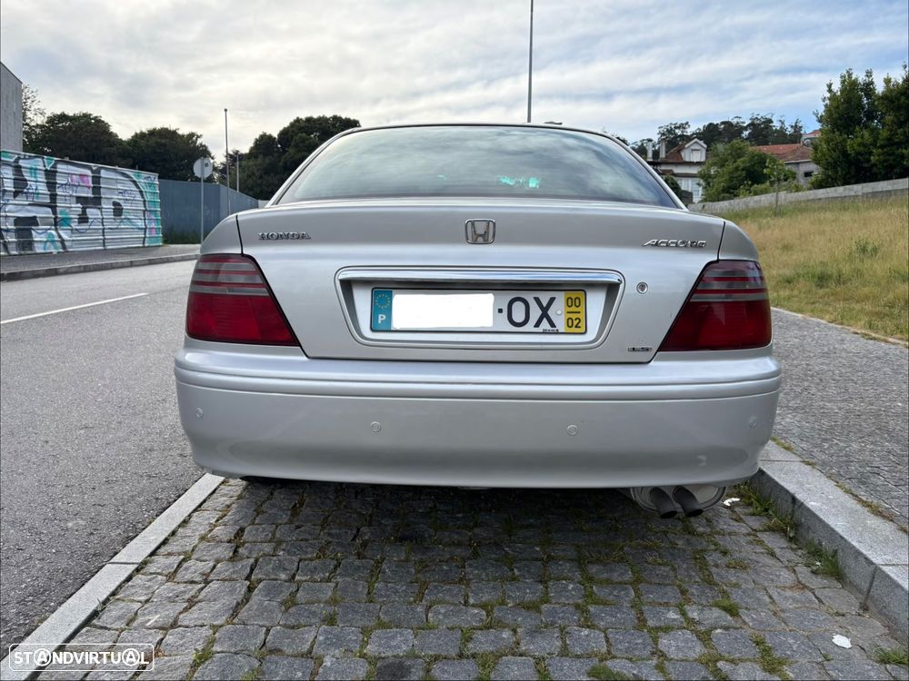 Honda Accord 1.6 LS TA - 18