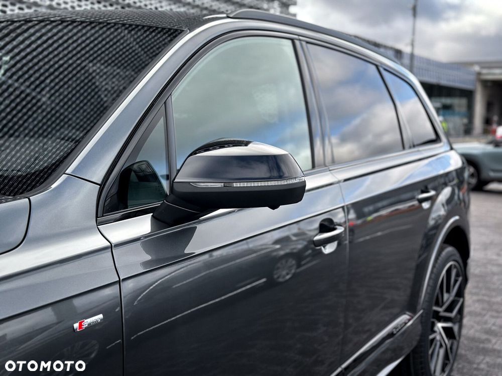 Audi Q7 - 16