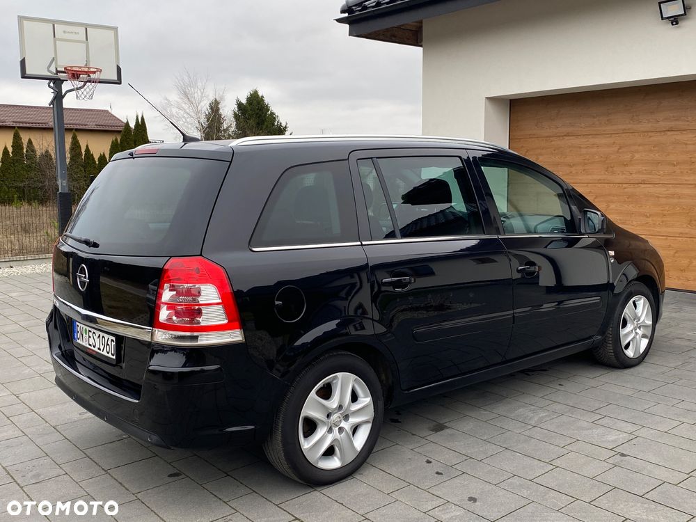Opel Zafira 1.8 Design Edition - 21