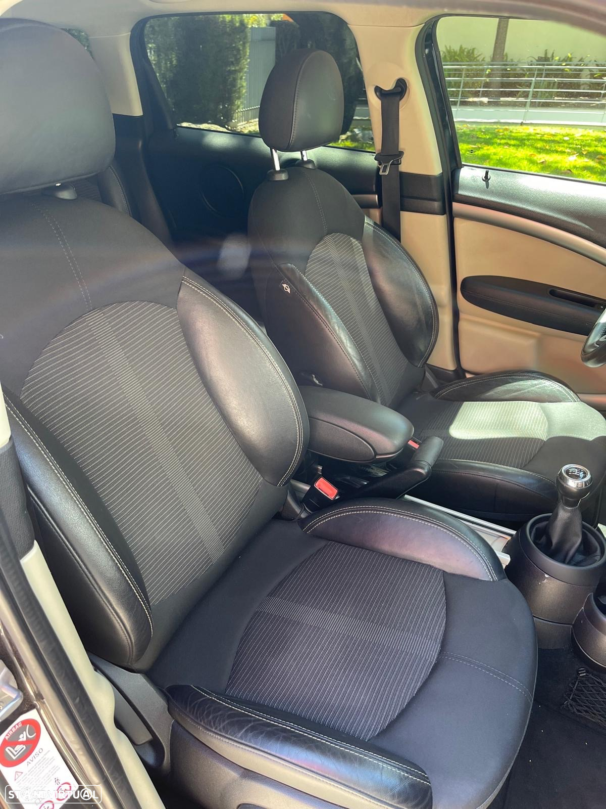 MINI Countryman Cooper D - 13