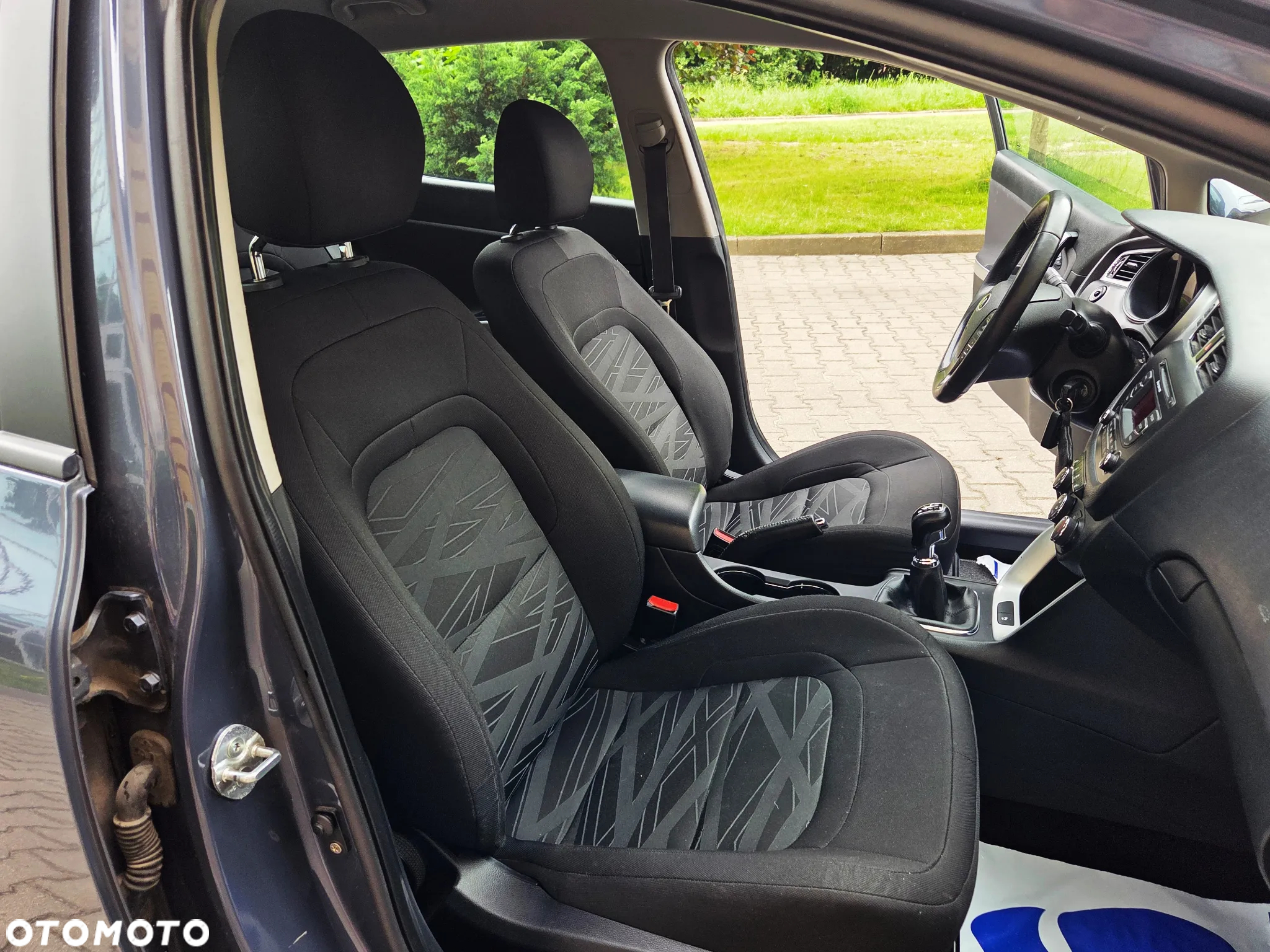 Kia Ceed - 25
