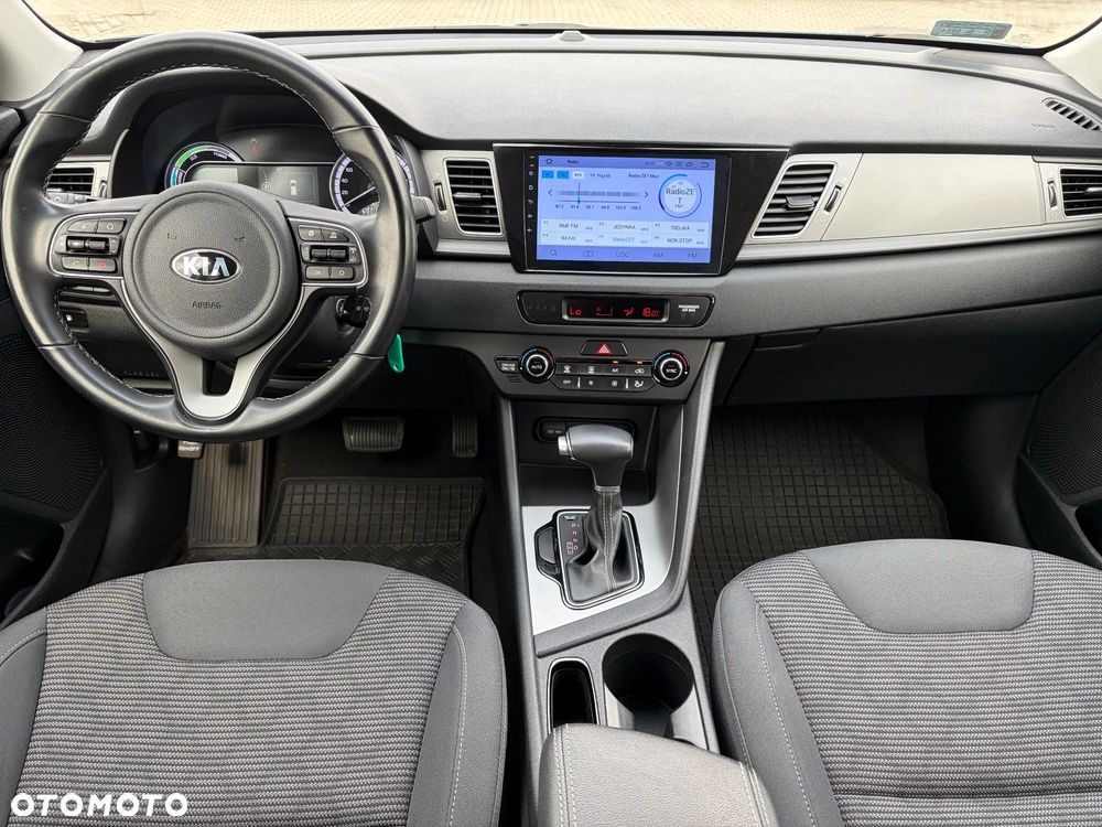 Kia Niro 1.6 GDI Hybrid M - 12