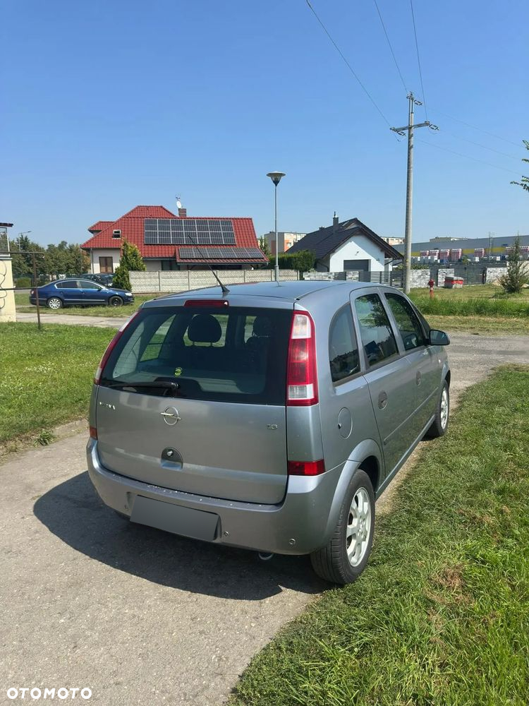 Opel Meriva - 9