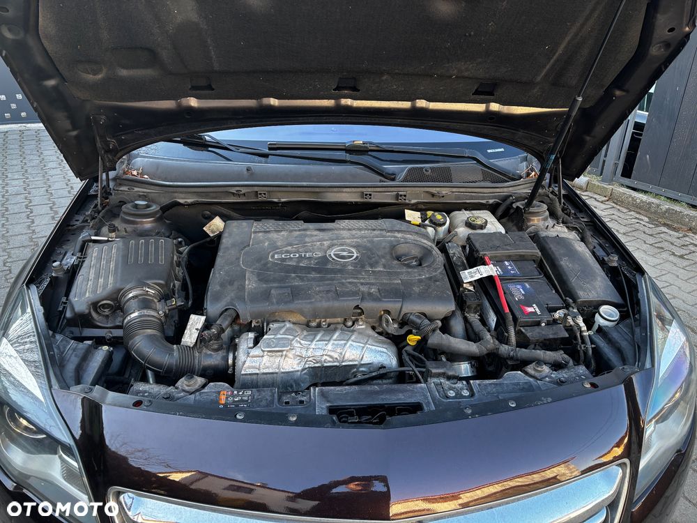 Opel Insignia 2.0 CDTI S&S - 11