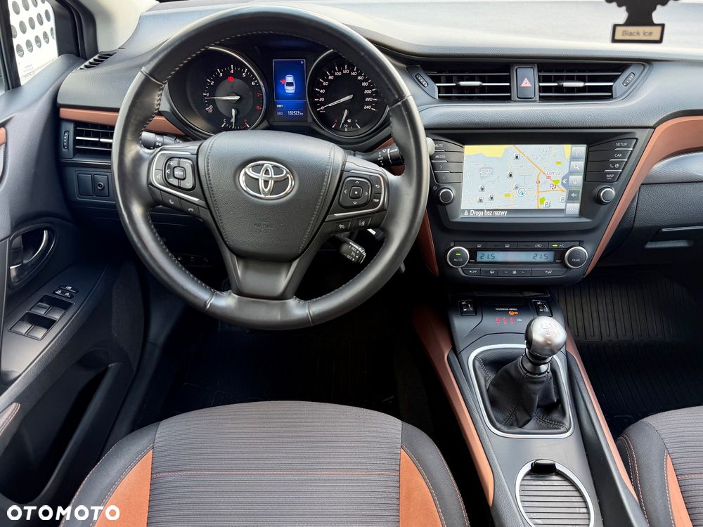 Toyota Avensis 1.8 Business Edition - 10