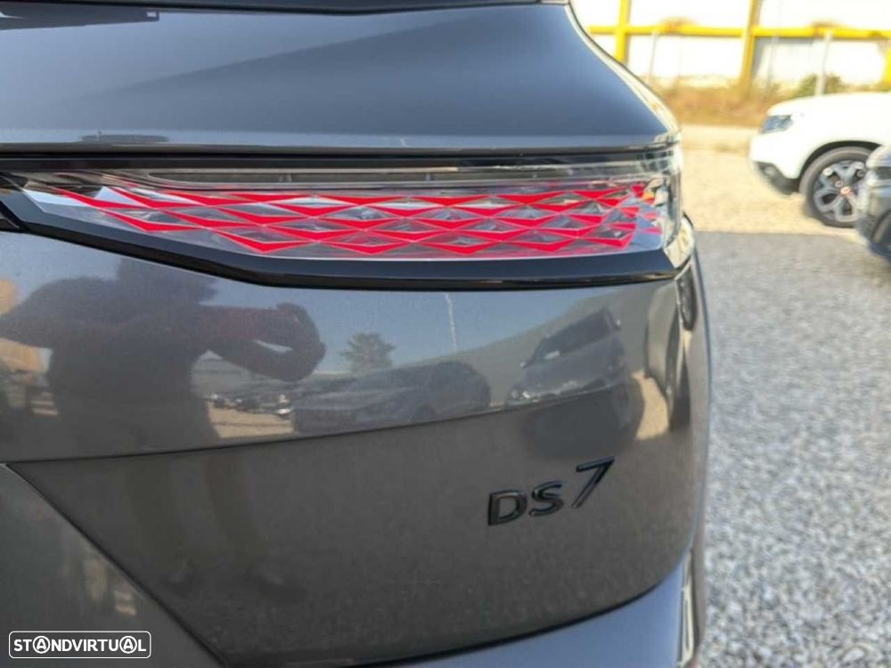 DS DS7 E-Tense Performance Line EAT8 - 18