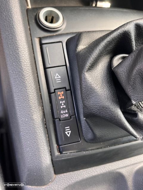 VW AMAROK TDI 140 cv 4x4 3Lug. - 9