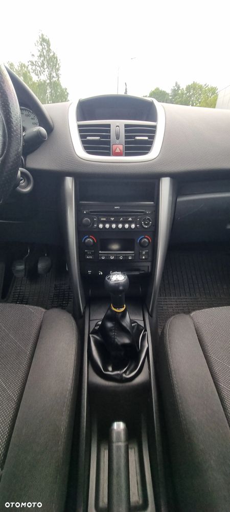 Peugeot 207 1.6 HDi - 13