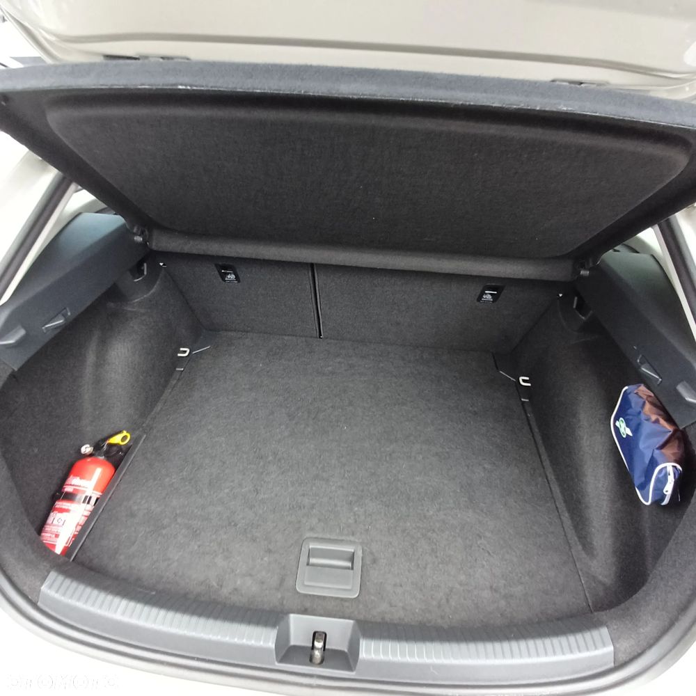 Volkswagen Taigo 1.0 TSI Special Edition - 27
