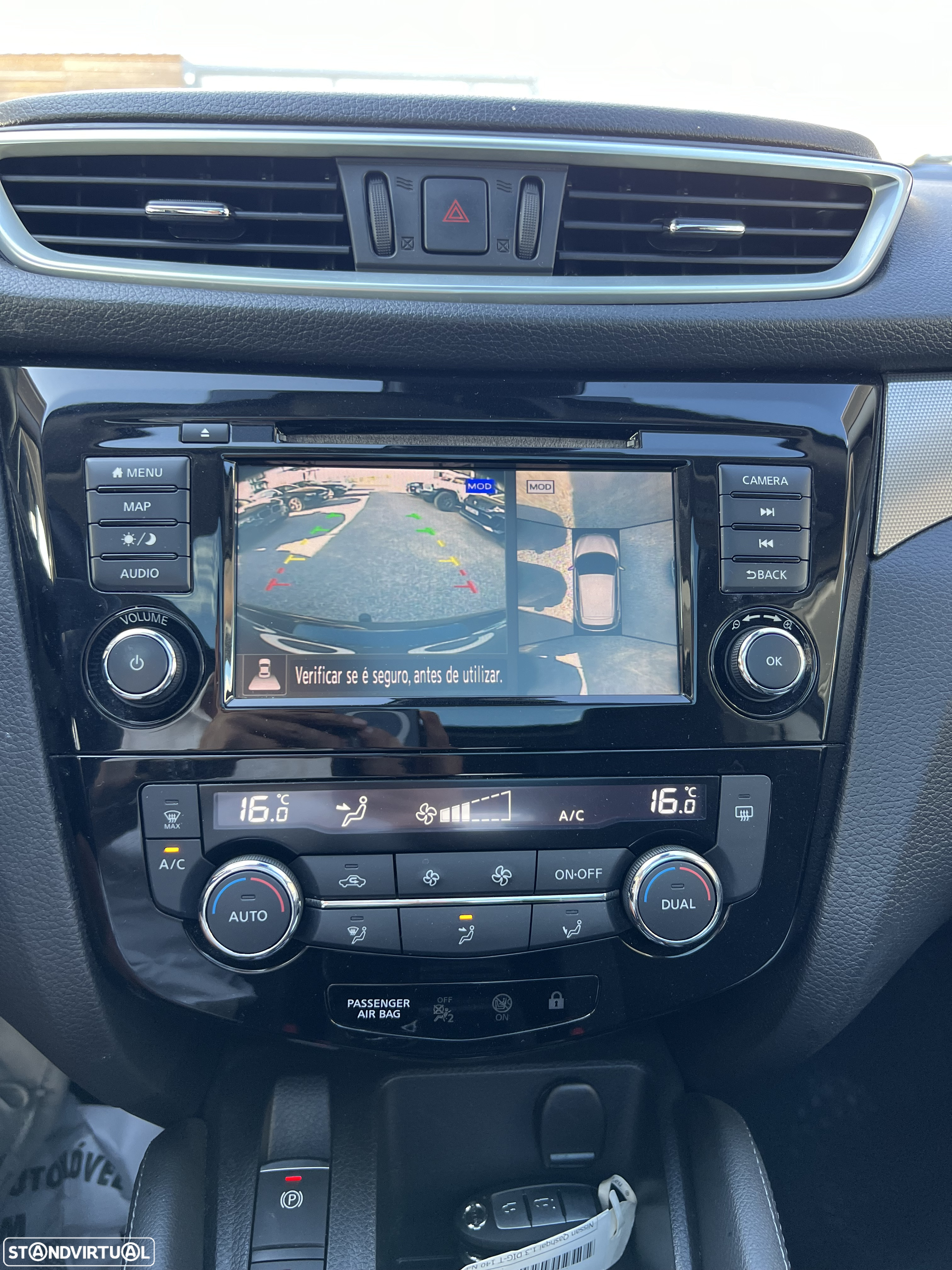 Nissan Qashqai 1.3 DIG-T N-Connecta J18 - 9