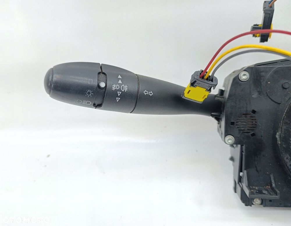 PRZEŁĄCZNIK ŚWIATEŁ KIERUNKOWSKAZÓW CITROEN C3 96488227XT - 2