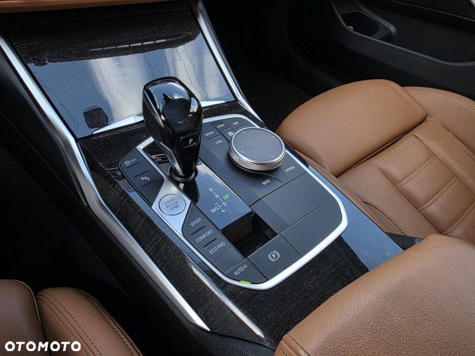 BMW Seria 3 - 32