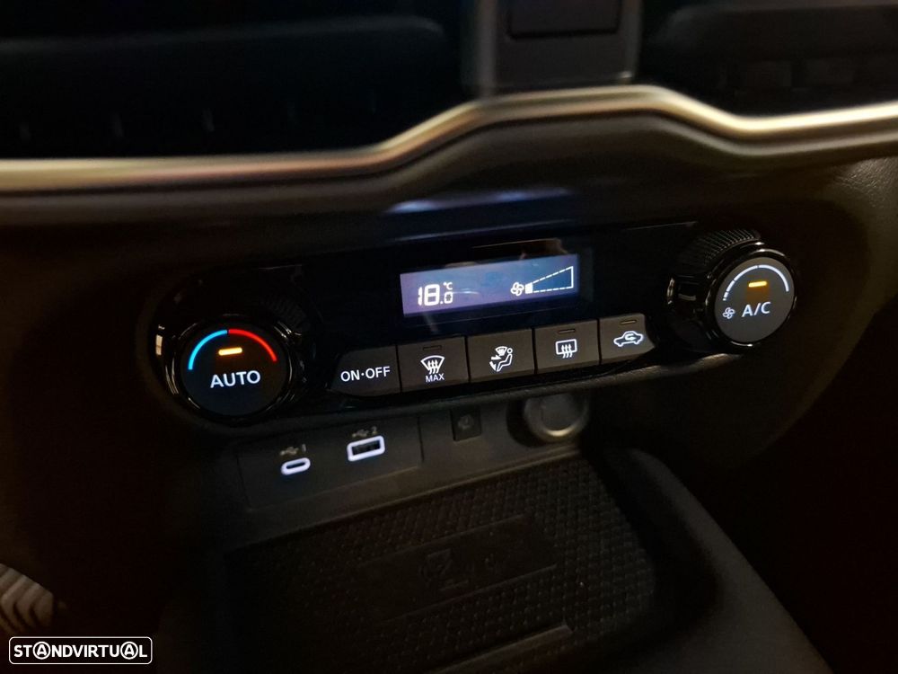 Nissan Juke 1.0 DIG-T N-Connecta - 19