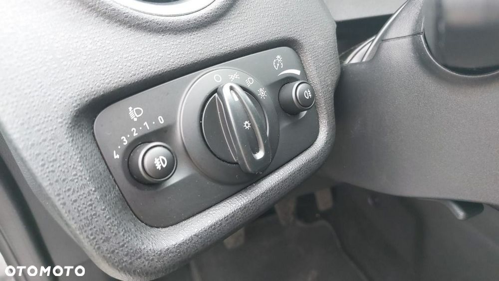 Ford Fiesta 1.0 EcoBoost STart-Stop Titanium - 19
