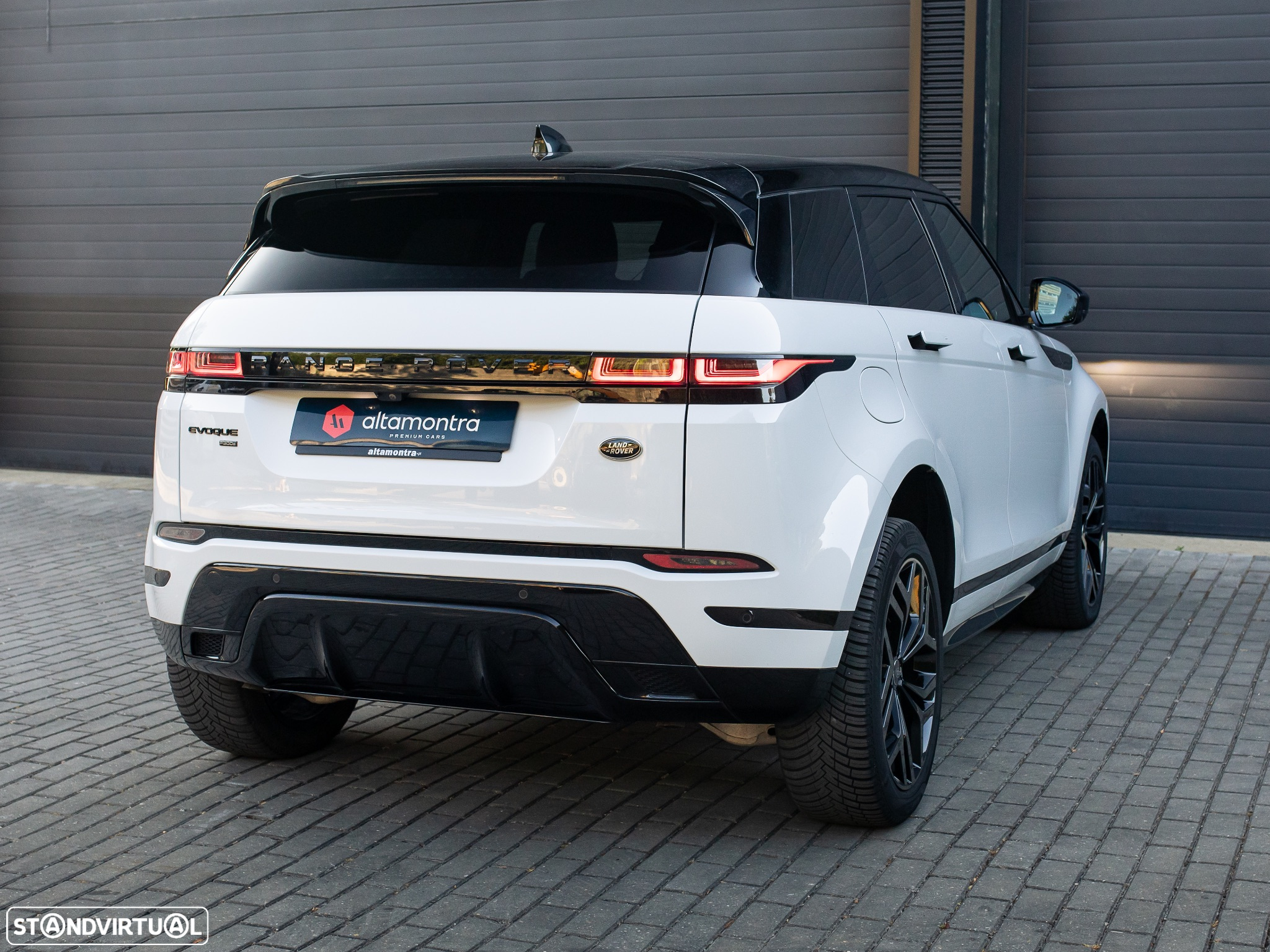 Land Rover Range Rover Evoque 1.5 P300e AWD R-Dynamic Auto - 14