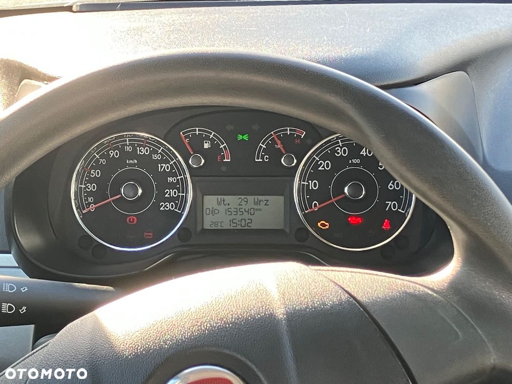Fiat Punto 2012 - 17