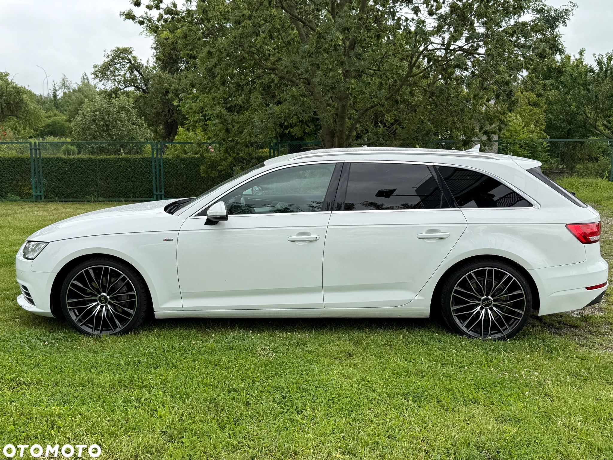 Audi A4 Avant 2.0 TDI S tronic - 10