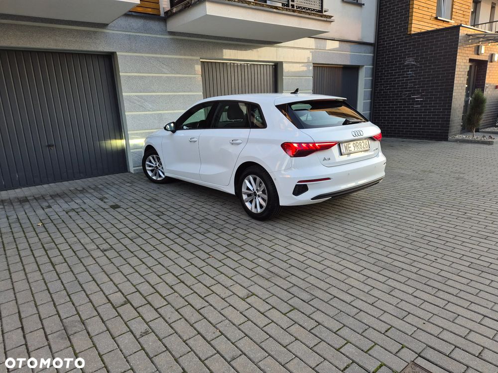 Audi A3 Sportback - 4
