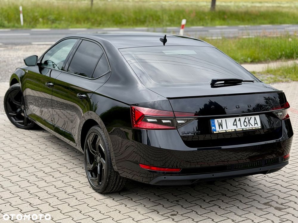 Skoda Superb 2.0 TDI Sportline - 7