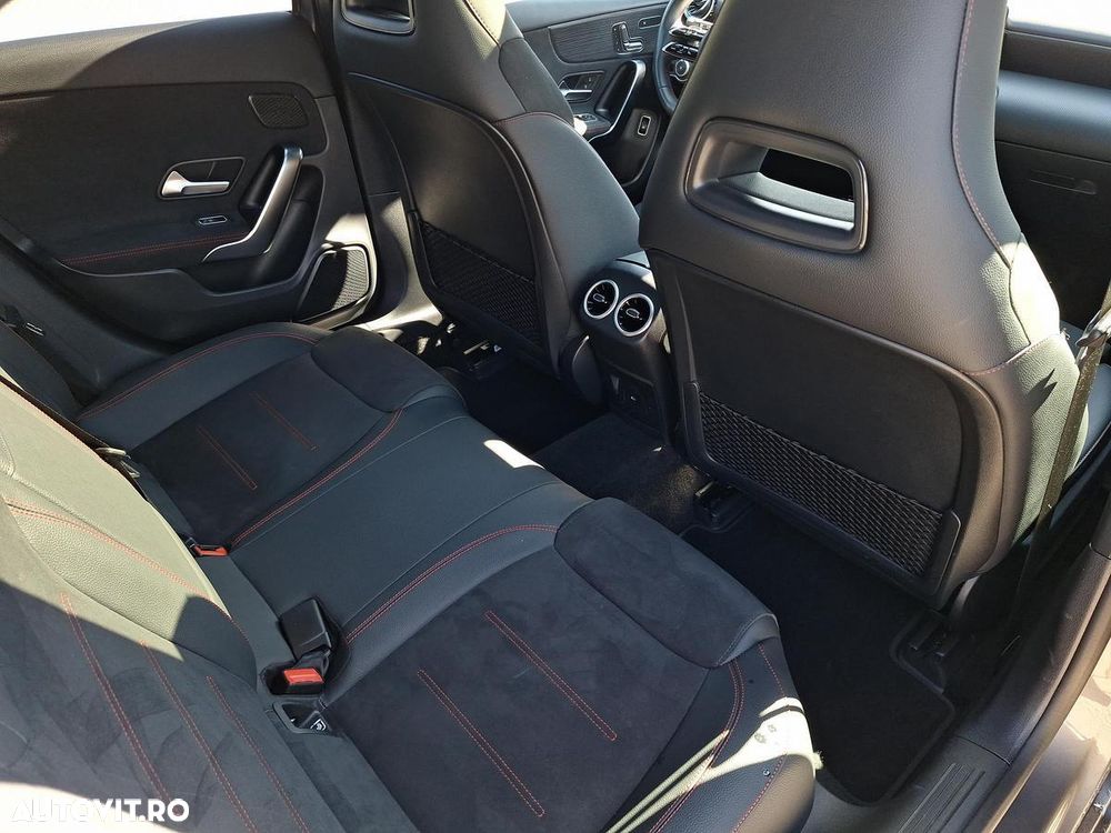 Mercedes-Benz A 250 e 8G-DCT Edition AMG Line - 15