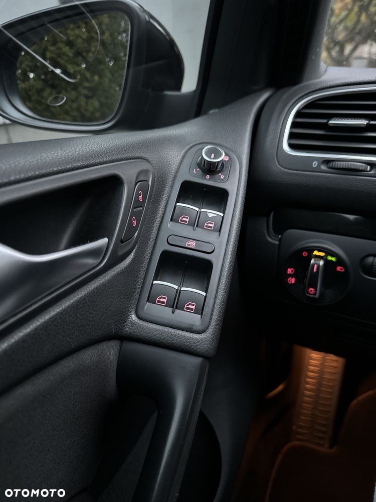 Volkswagen Golf VI 2.0 TSI GTI - 18