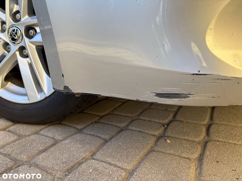 Toyota Corolla 1.8 Hybrid Comfort - 18