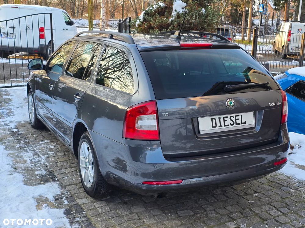 Skoda Octavia - 2