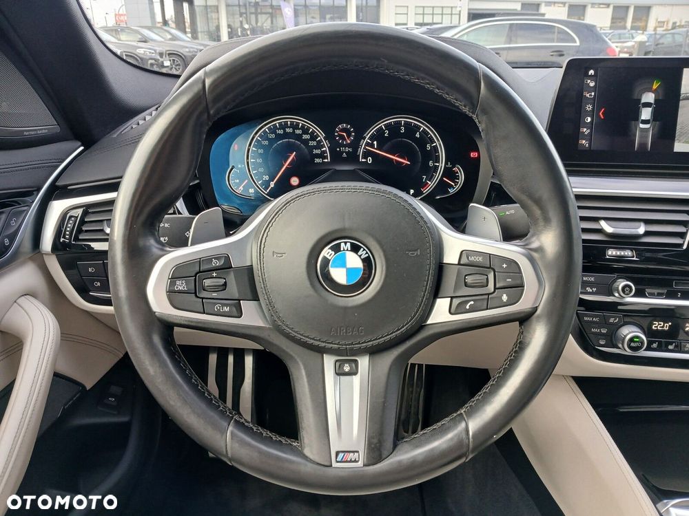 BMW Seria 5 540i xDrive M Sport sport - 31