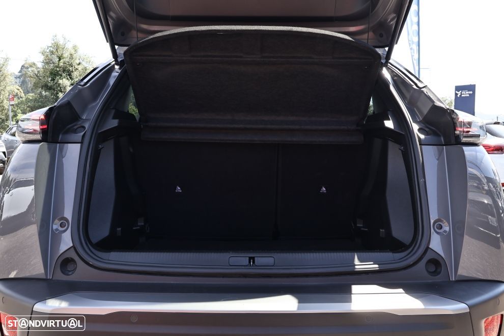 Peugeot 2008 1.2 Hybrid Allure e-DCS6 - 19