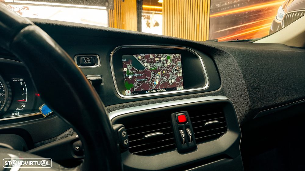 Volvo V40 D2 Summum - 5