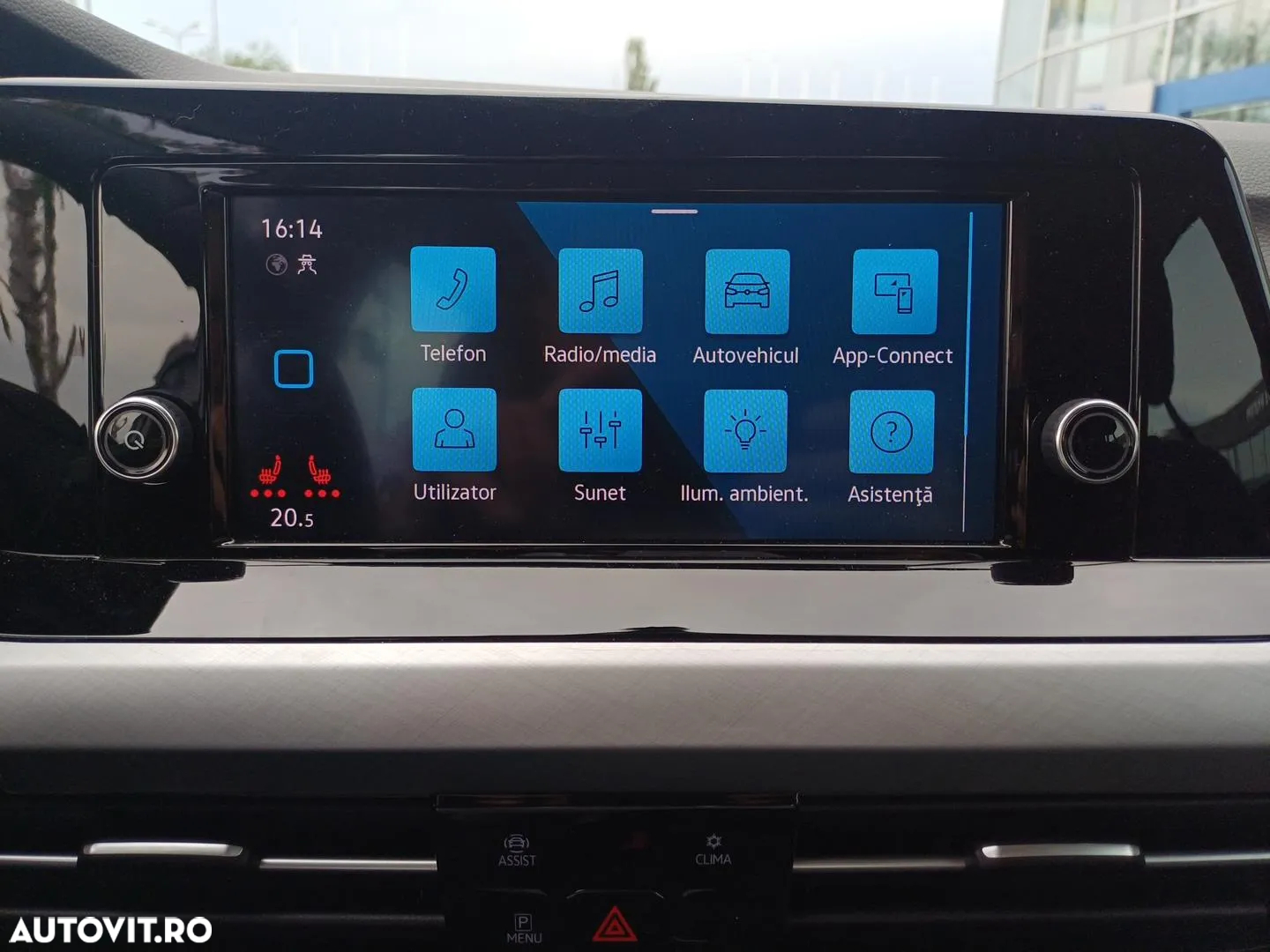 Volkswagen Golf 1.5 eTSI ACT DSG MHEV Life - 20