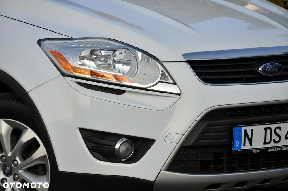 Ford Kuga - 12