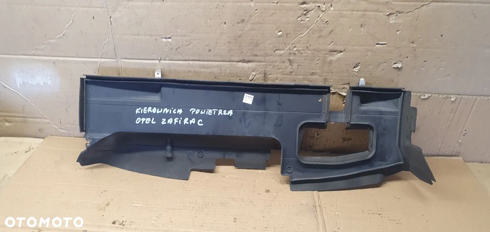 Kierownica powietrza Opel Zafira C 20897268 - 1