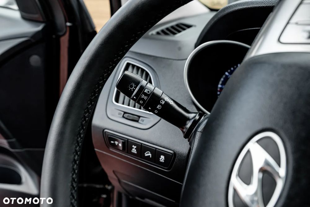 Hyundai ix35 2.0 4WD Premium - 32