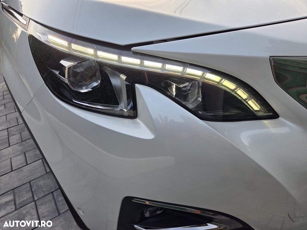 Peugeot 5008 THP 165 EAT6 Stop & Start Active - 4