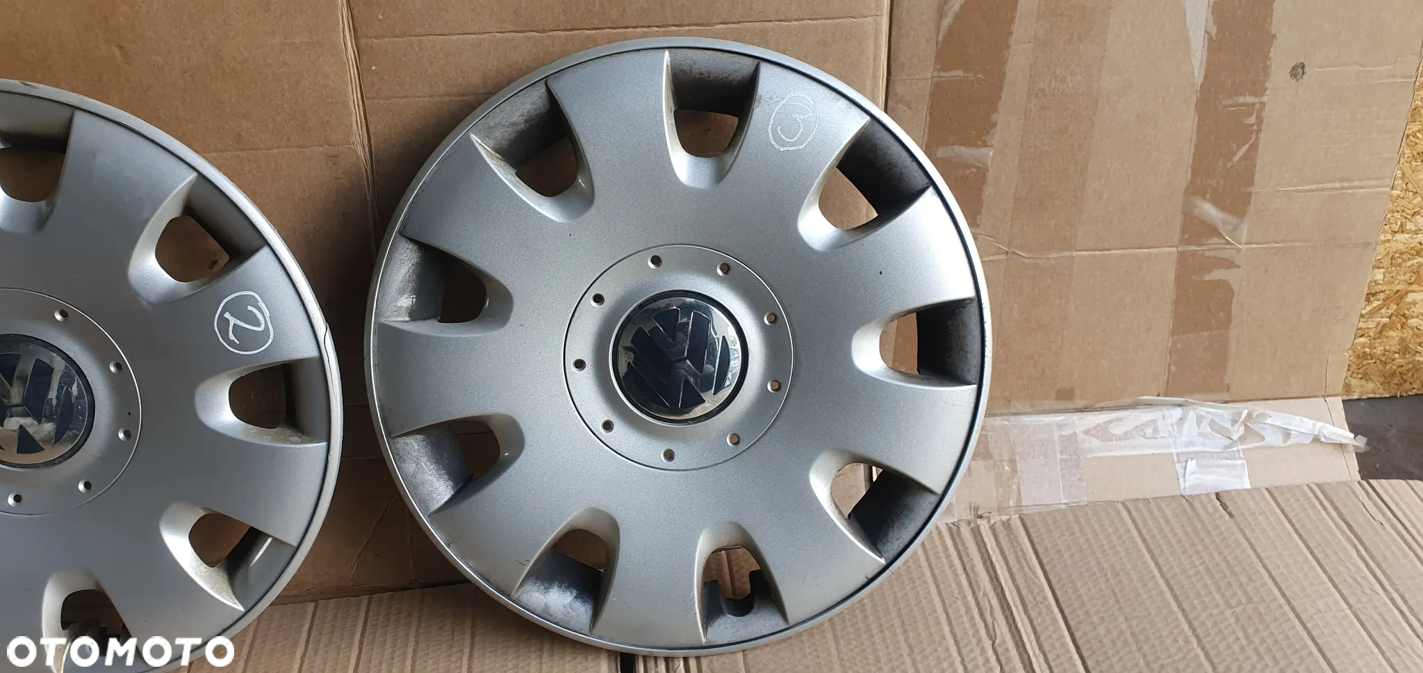 Dekielek kołpak kapsel 15" VW Touran 1T0601147 - 4