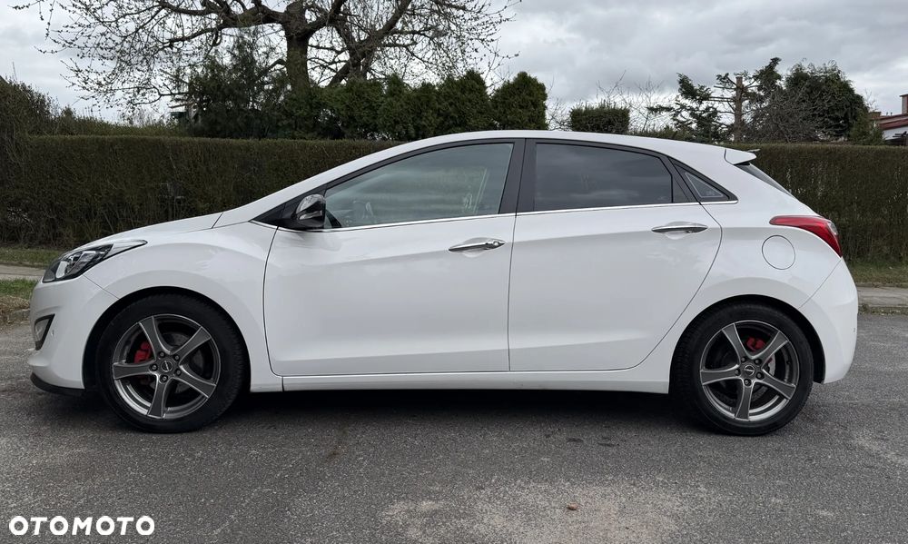 Hyundai i30 1.6 GDI Premium - 9