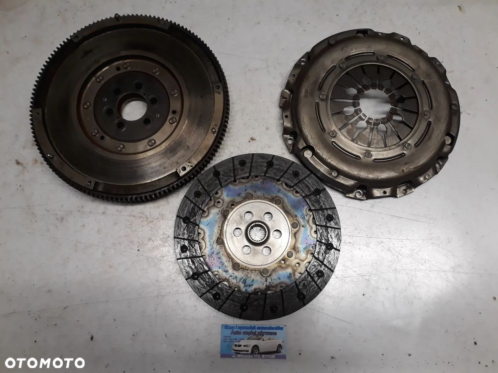 SPRZĘGŁO KOŁO DWUMASOWE VOLKSWAGEN PASSAT B6  2,0 TDI  703597 - 1