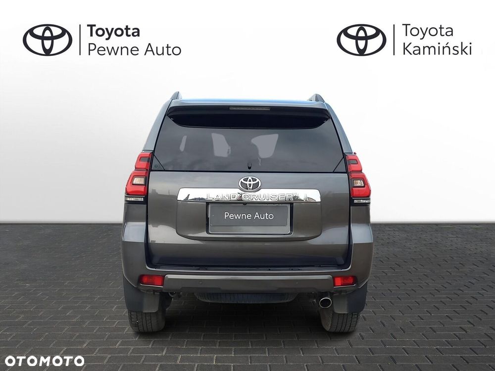 Toyota Land Cruiser LC 2.8 D-4D Invincible - 4