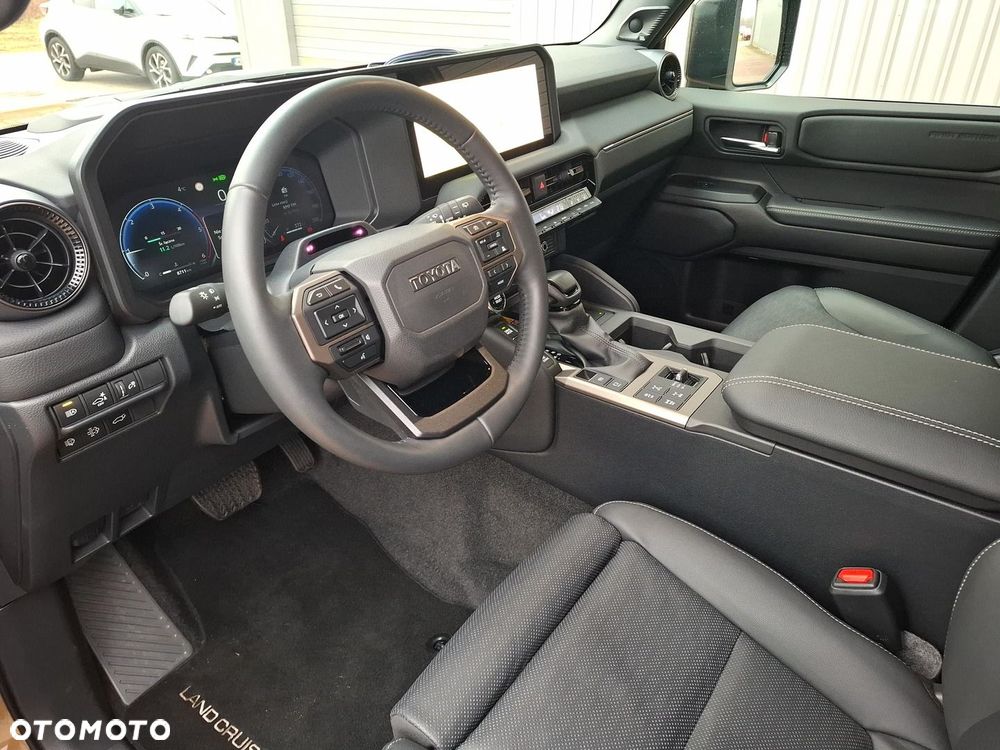 Toyota Land Cruiser LC 2.8 D-4D First Edition - 11