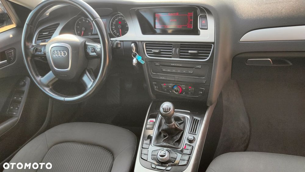 Audi A4 Avant 1.8 TFSI Ambition - 32