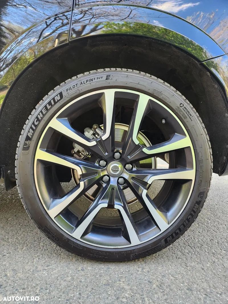 Volvo XC 60 T6 AWD Recharge Ultimate Black Edition - 18