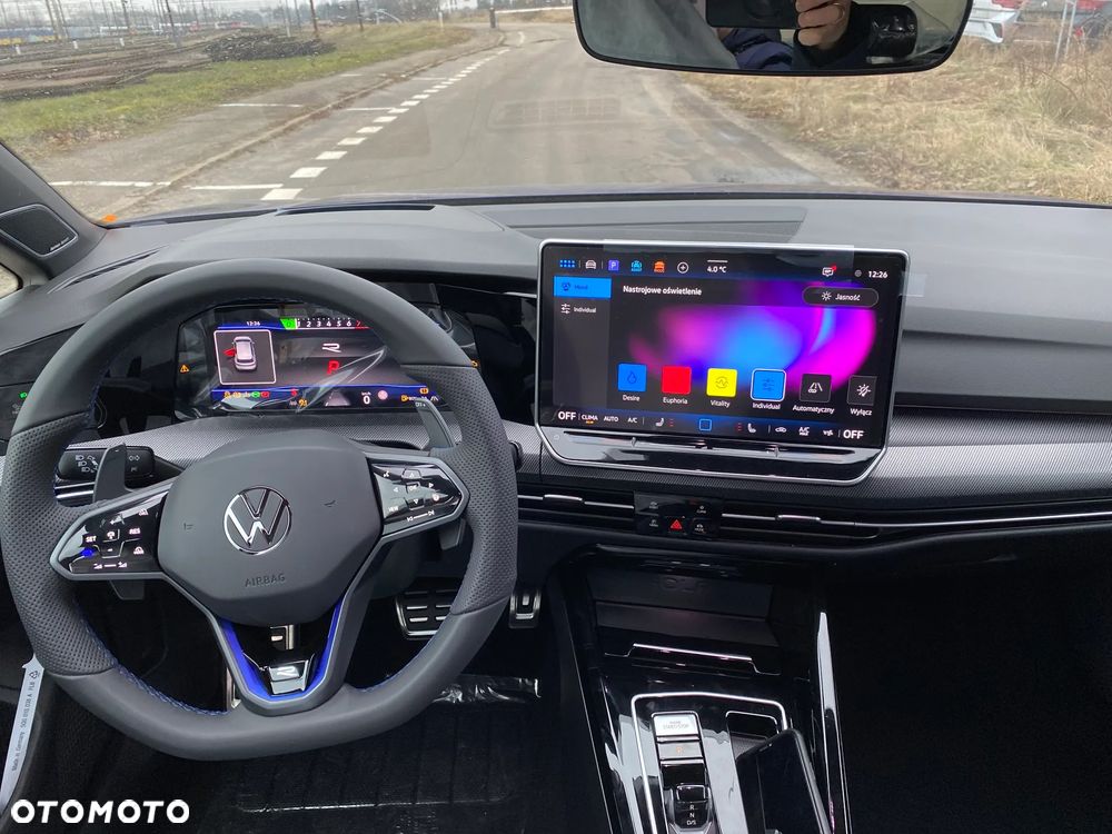 Volkswagen Golf VIII 2.0 TSI 4Motion R DSG - 5