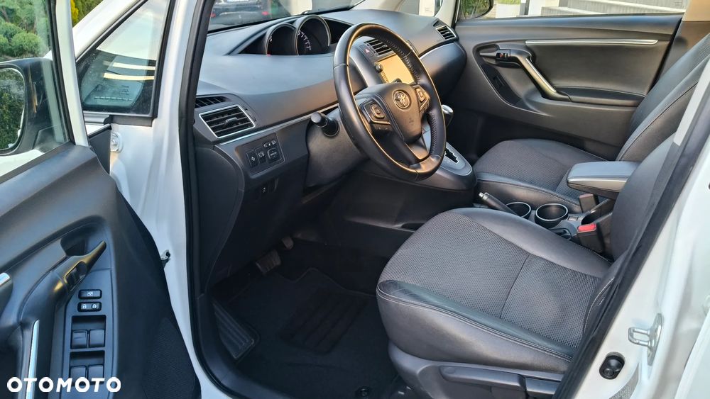 Toyota Verso 1.8 Multidrive Edition - 7