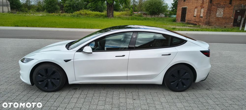 Tesla Model 3 - 2