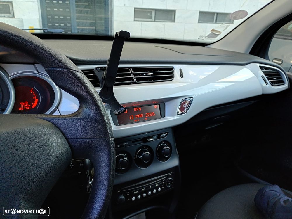 Citroën C3 1.0 VTi Attraction - 4